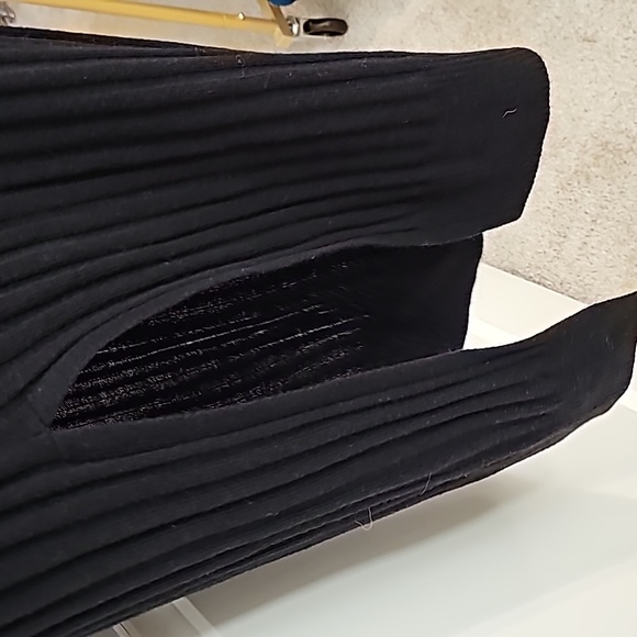 PAIGE Benita Midi sweater dress - Picture 3 of 7